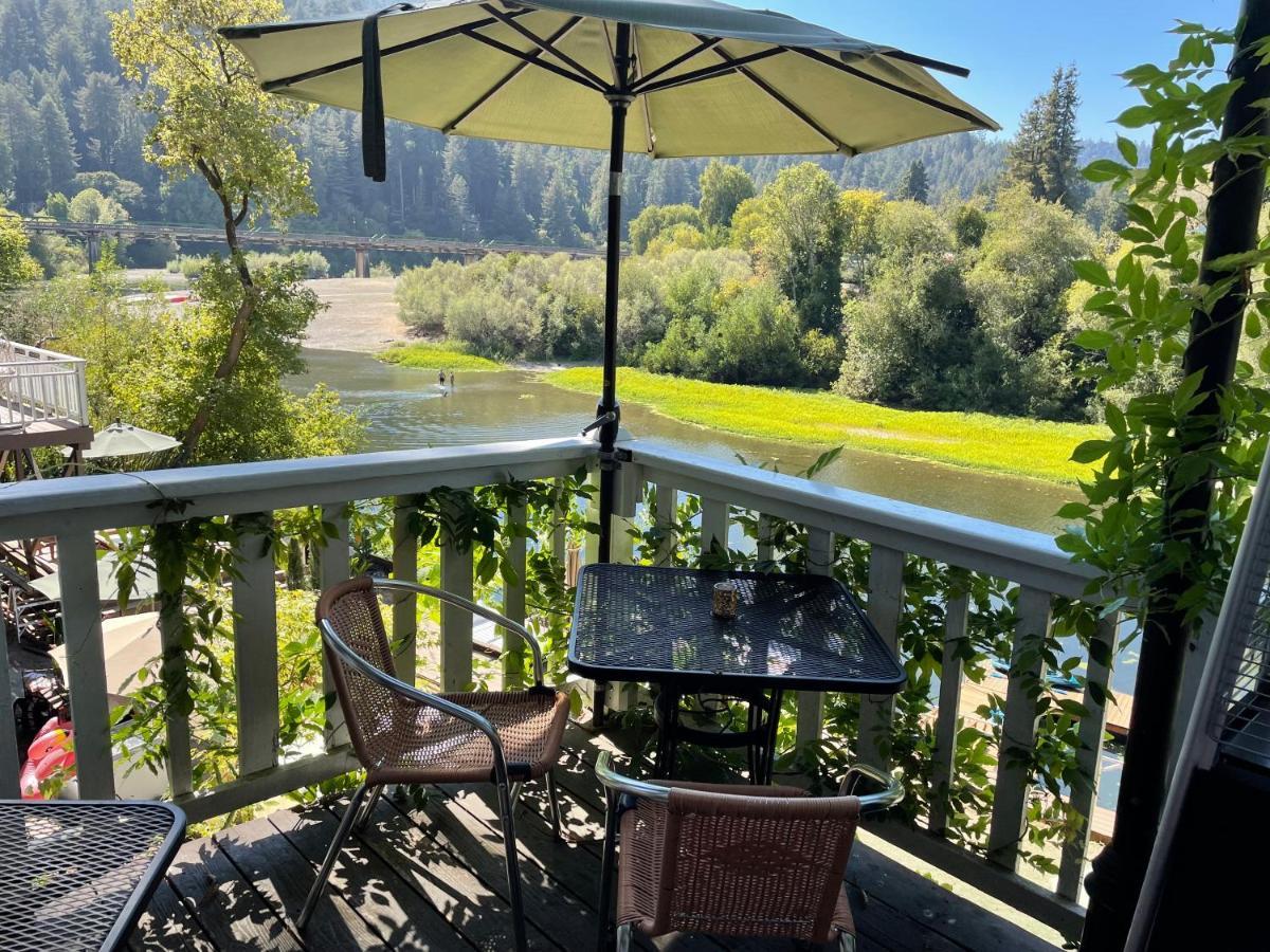 Boho Manor 3* Monte Rio