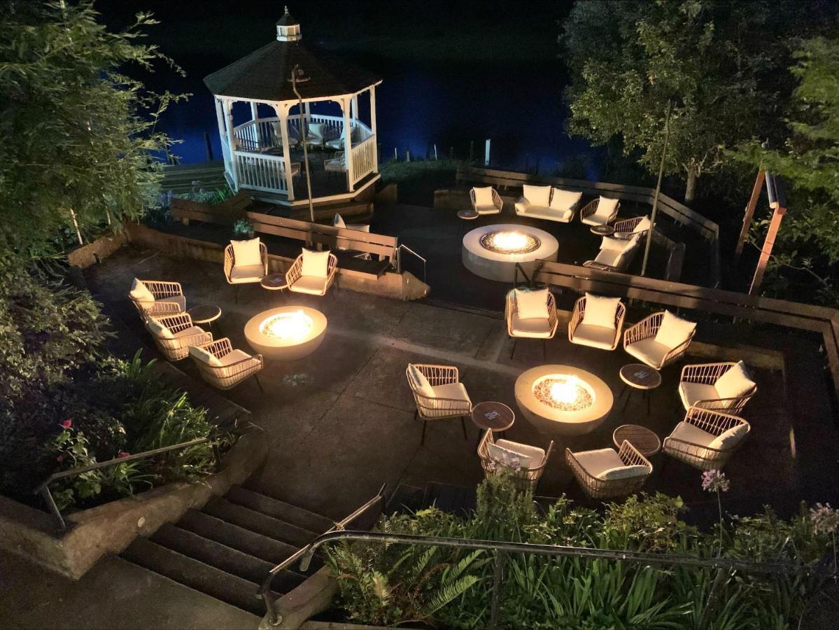 Boho Manor Inn Monte Rio